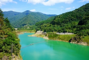 Dazzling Blue Water: Outdoor adventure on Shima Onsen's sparkling lake