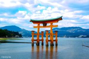 The perfect 1-Day Miyajima itinerary: Culture & nature rolled into one