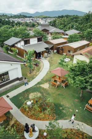 Atelier Yamanami, Shiga: Viewing the art of the mentally disabled