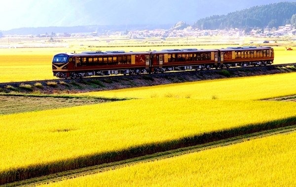 A fulfilling autumn around Naruko Onsen with the Resort Minori