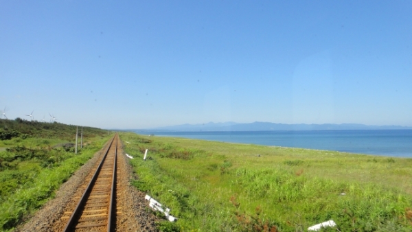Why I travel by rail: The sights, sounds, and tastes (Part 1)